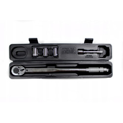 KLUCZ DYNAMOMETRYCZNY 1/2" 40-210Nm +NASADKI ROCKFORCE